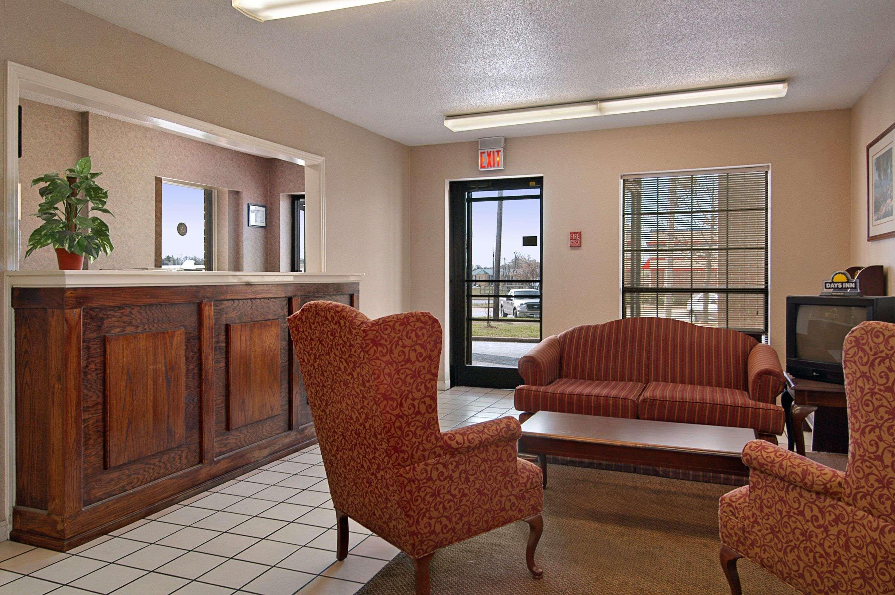 Days Inn By Wyndham Brownsville Dalaman gambar